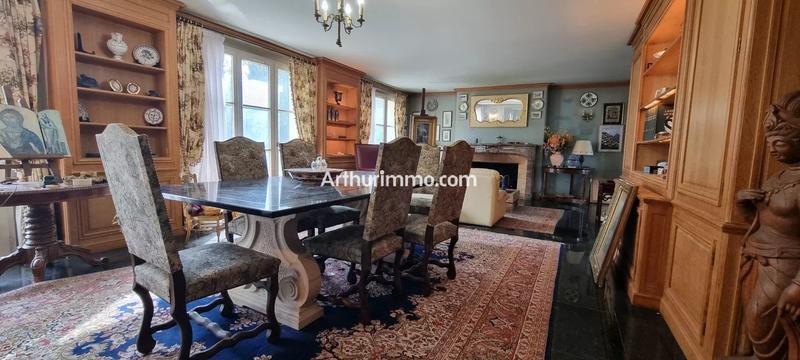 Maison - 180 m² - 7 pièces