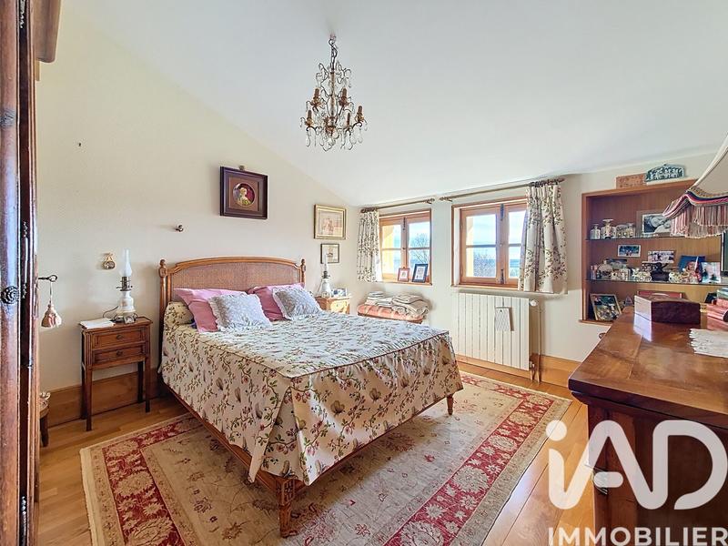 Maison - 162 m² - 6 pièces