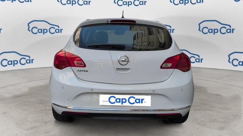 Opel Astra IV 1.4 Turbo 120 Edition