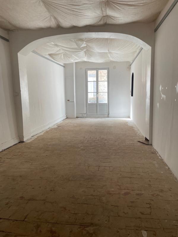 Local d'activité / Entrepôt - 150 m²
