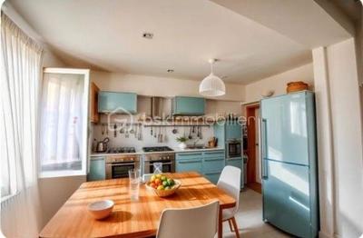 Maison - 90 m² - 6 pièces