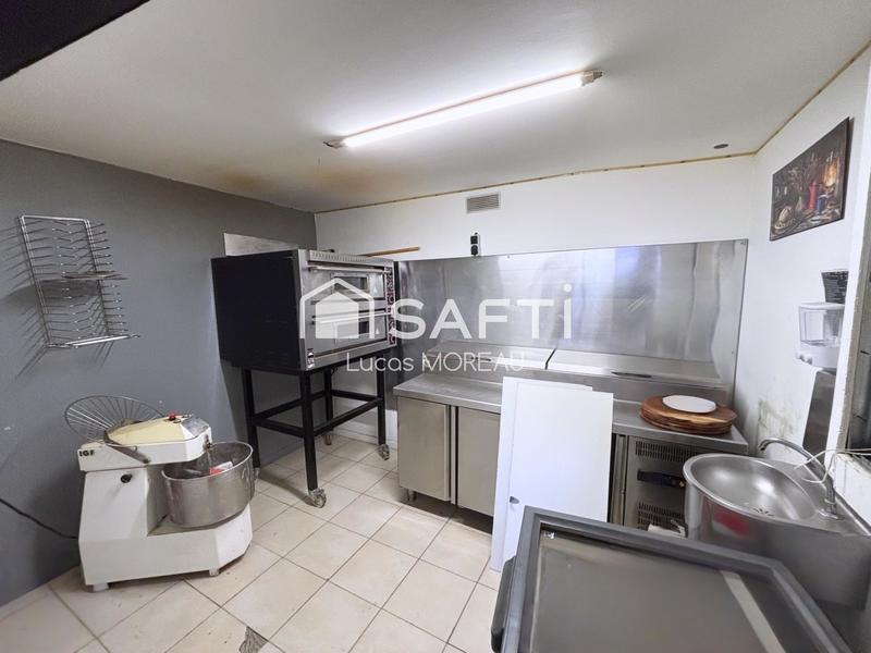 Local commercial - 160 m² - 10 pièces