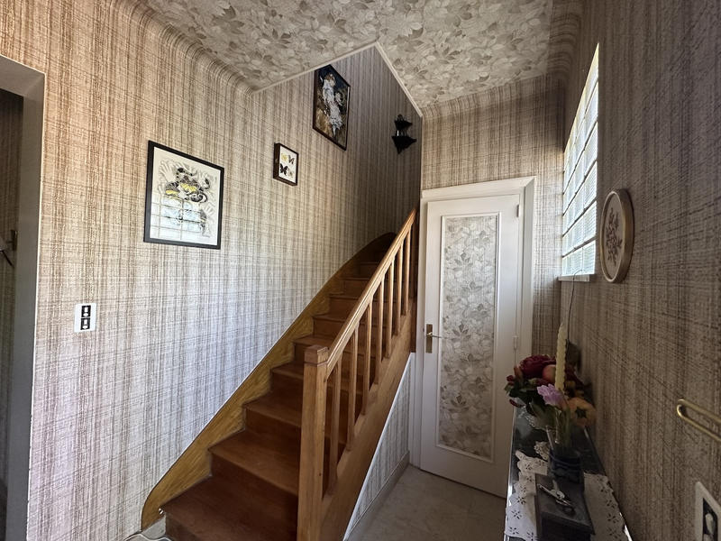 Maison - 180 m² - 9 pièces