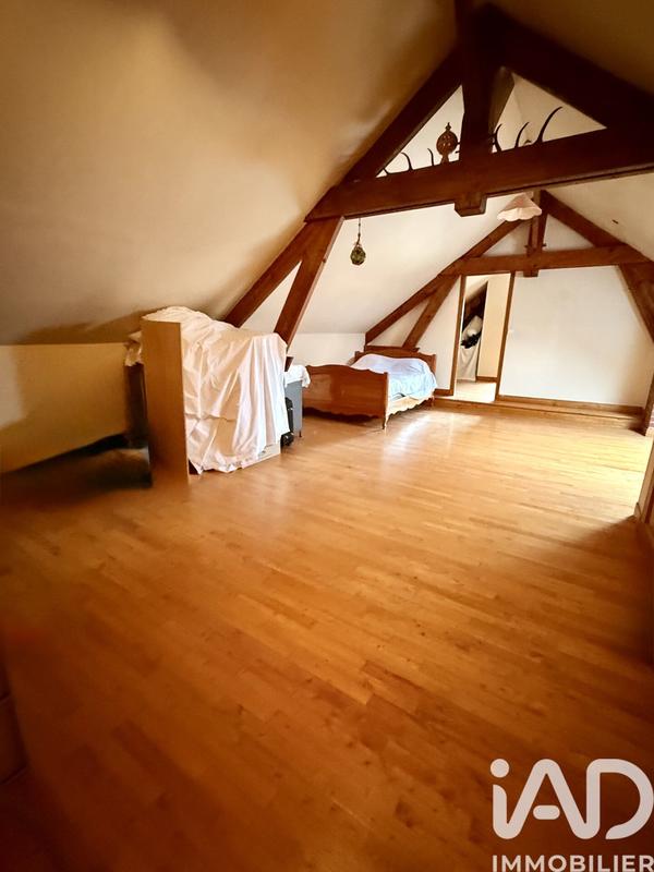 Maison - 230 m² - 7 pièces