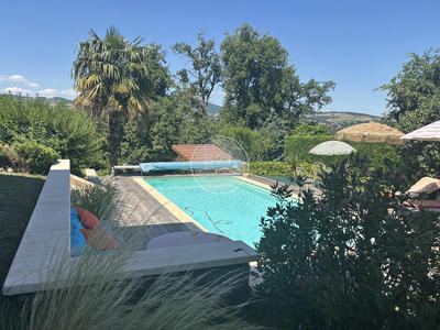 Bastide - 240 m² - 7 pièces
