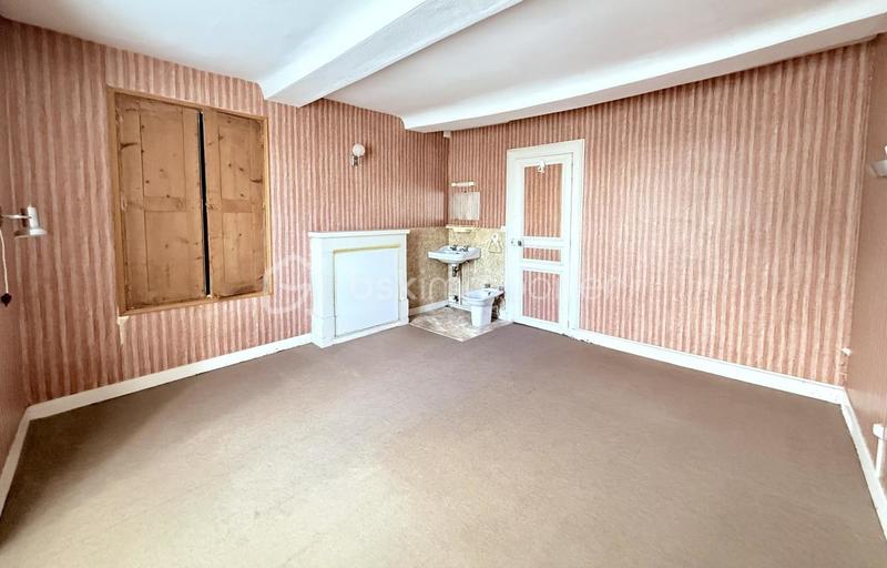 Maison - 185 m² - 10 pièces