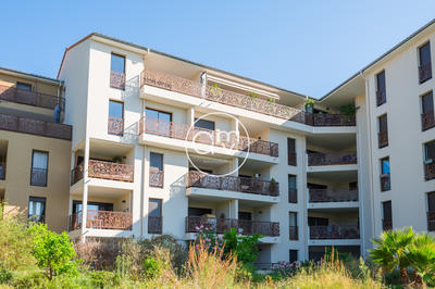 Appartement - 76 m² - 4 pièces