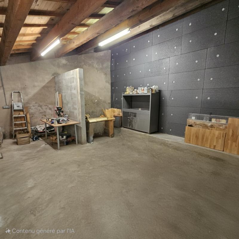 Maison - 92 m² - 5 pièces