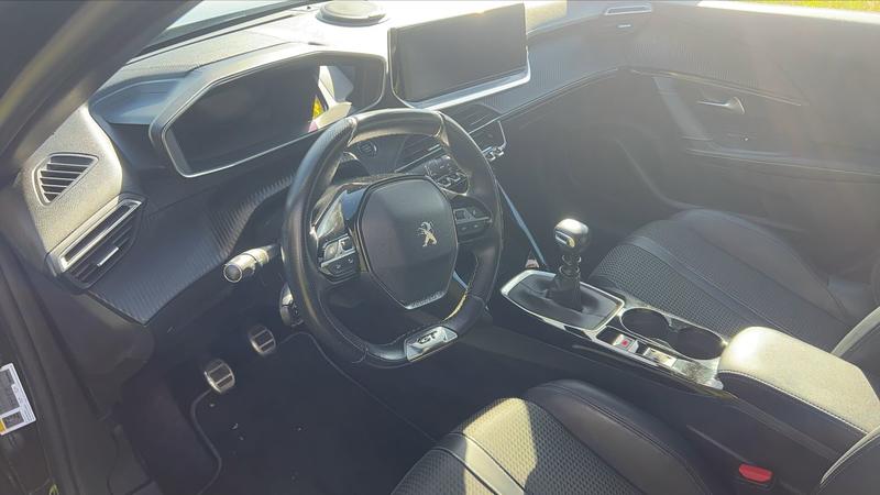 Peugeot 2008 1.2 PureTech 130 Gt Line - Entretien constructeur Toit ouvrant