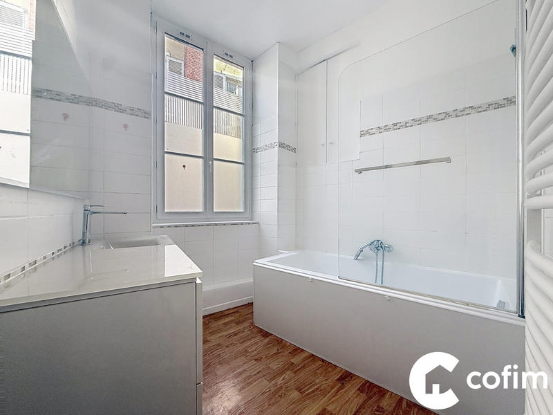 Appartement - 98 m² - 4 pièces