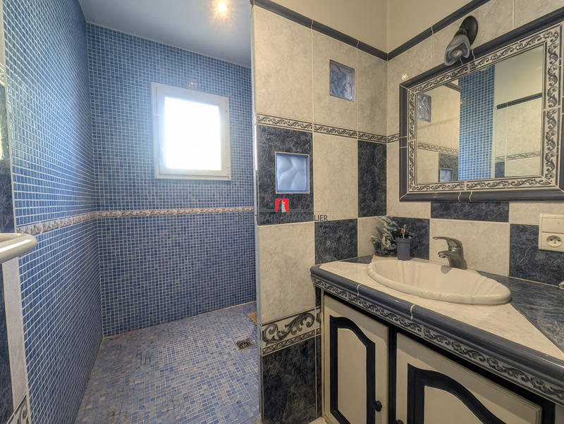 Maison - 174 m² - 6 pièces