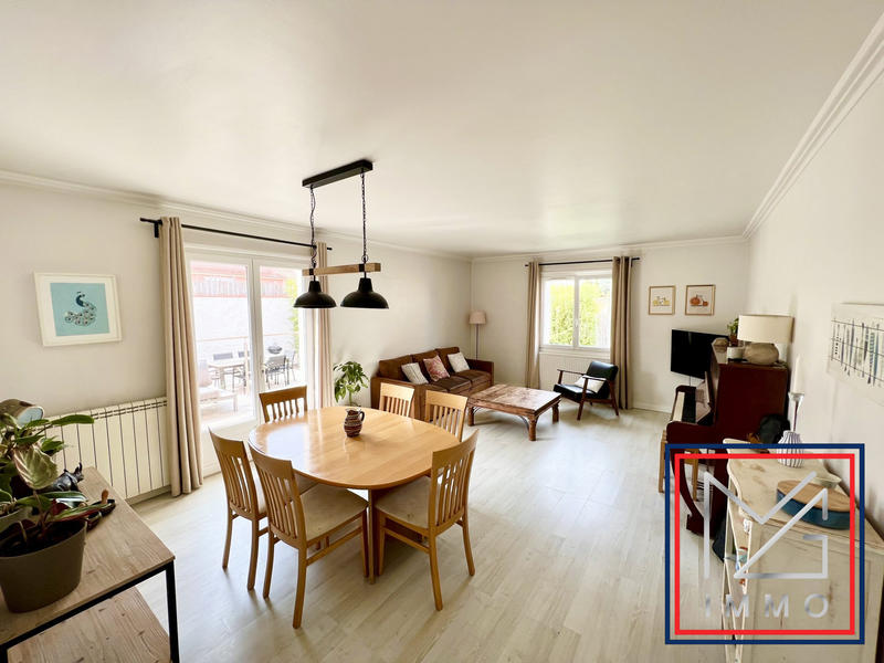 Maison - 90 m² - 4 pièces