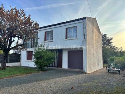 Maison - 105 m² - 6 pièces