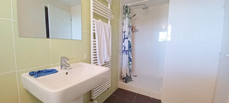 Maison - 200 m² - 9 pièces