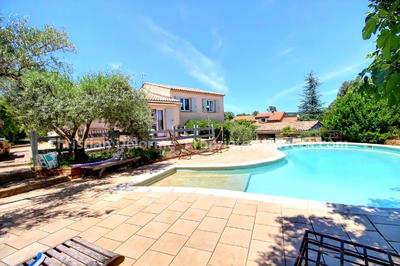 Villa - 170 m² - 7 pièces