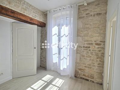 Appartement - 94 m² - 5 pièces