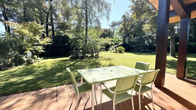 Maison d'architecte - 212 m² - 8 pièces