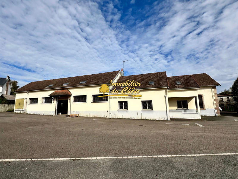 Immeuble - 1 890 m²