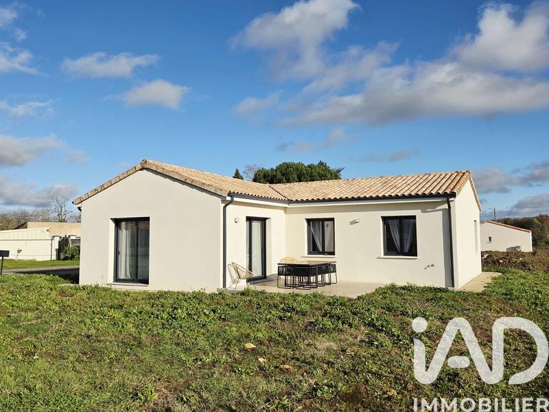 Maison - 89 m² - 4 pièces