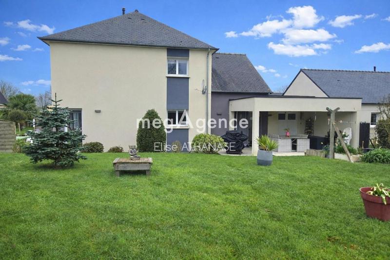 Maison traditionnelle - 135 m² - 6 pièces