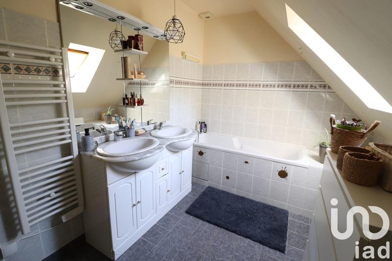 Maison - 133 m² - 6 pièces