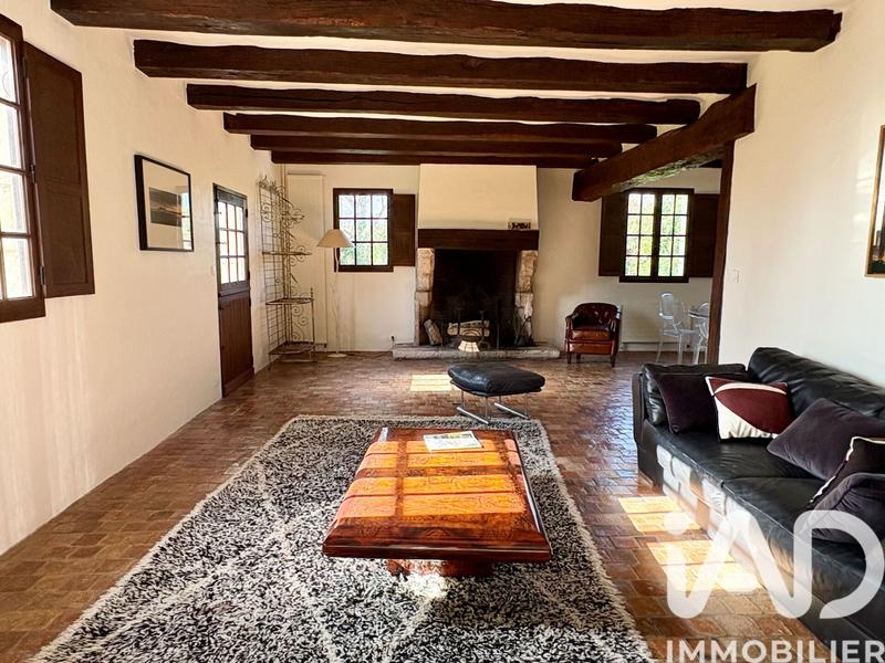 Maison - 213 m² - 10 pièces