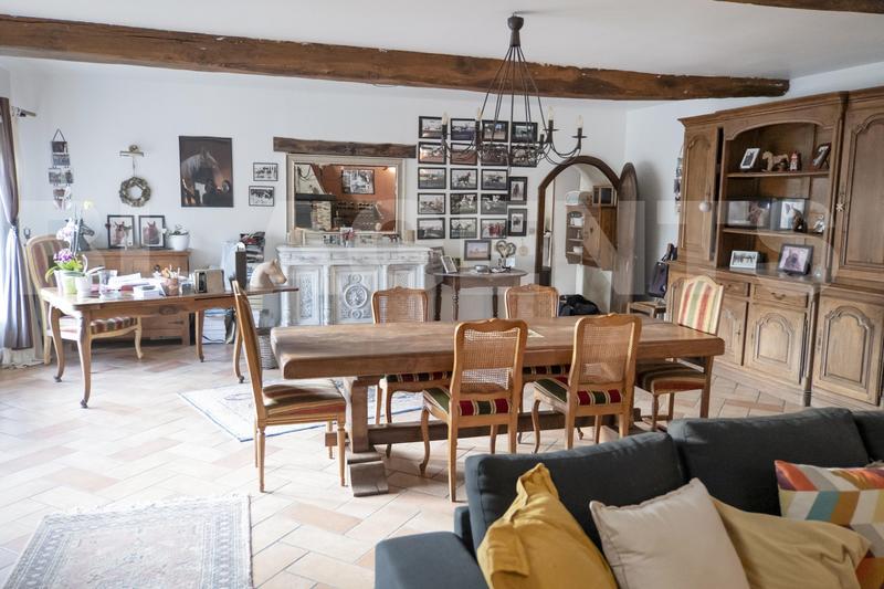 Maison de domaine équestre - 220 m² - 9 pièces
