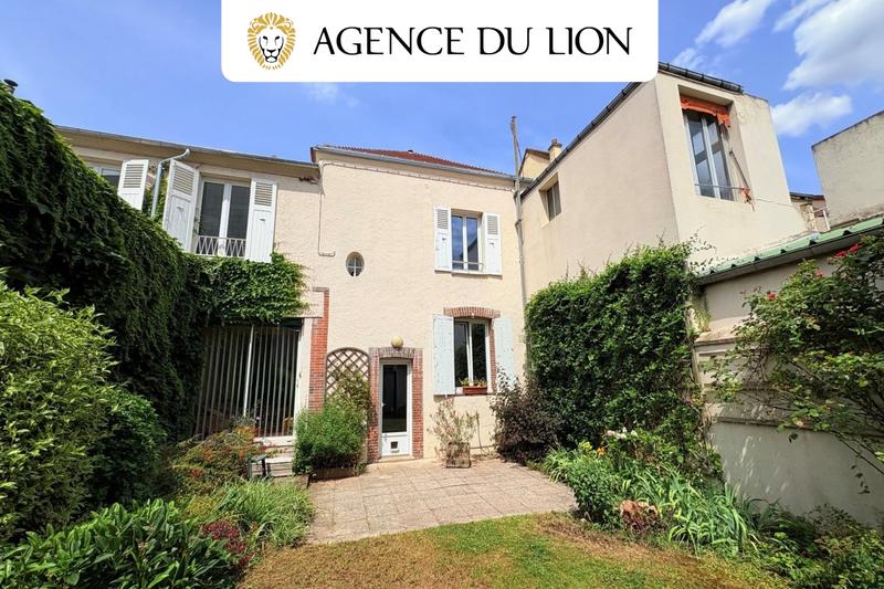 Maison - 121 m² - 6 pièces