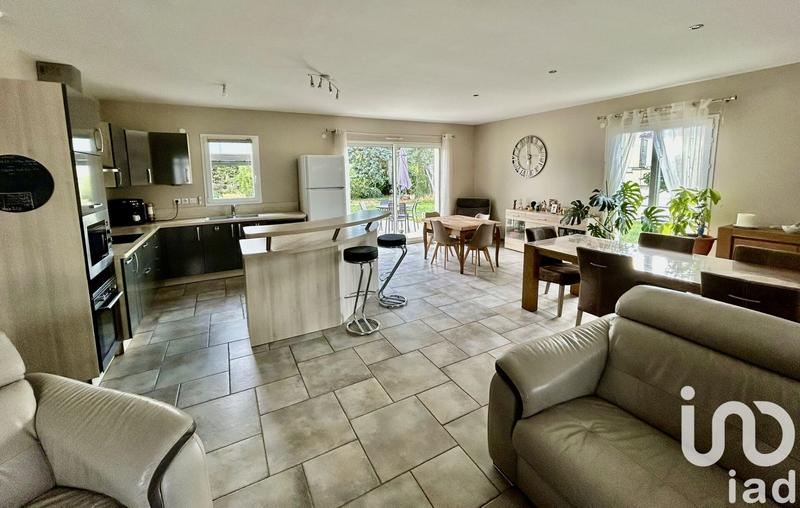 Maison - 200 m² - 6 pièces