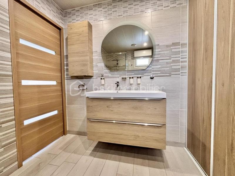 Pavillon - 101 m² - 6 pièces