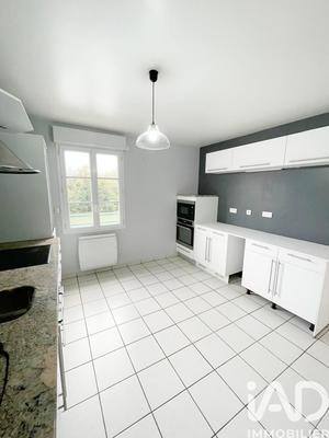 Appartement - 100 m² - 5 pièces