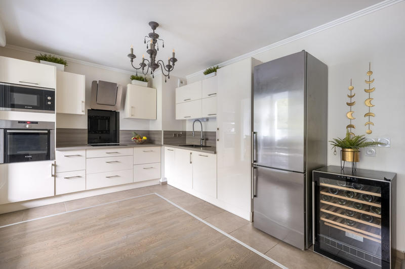 Appartement - 64 m² - 3 pièces