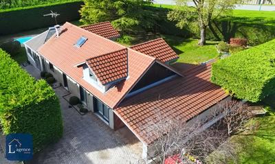 Maison - 228 m² - 7 pièces