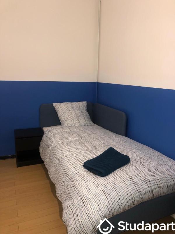 Chambre - 9 m² - 1 pièce