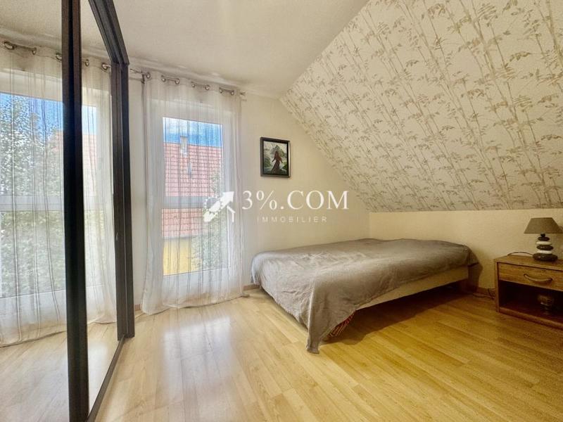 Maison - 98 m² - 5 pièces