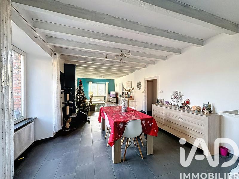 Maison - 204 m² - 6 pièces