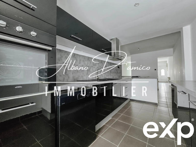 Maison - 72 m² - 6 pièces