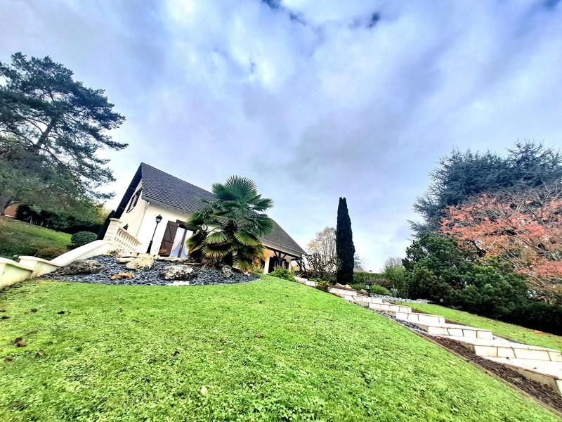 Maison - 154 m² - 5 pièces