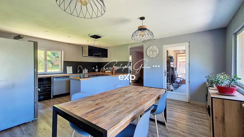 Maison - 129 m² - 6 pièces