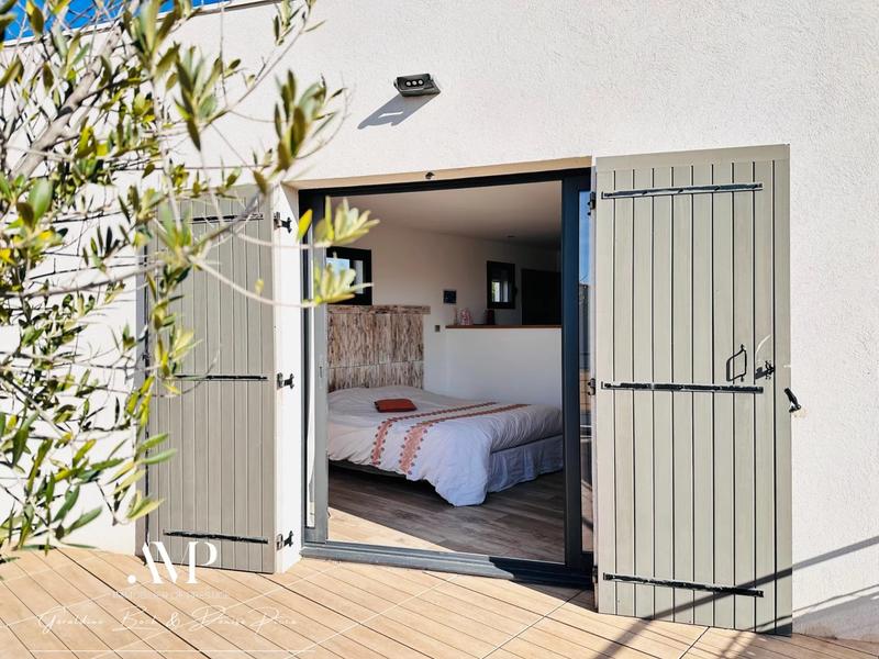 Propriété - 180 m² - 5 pièces