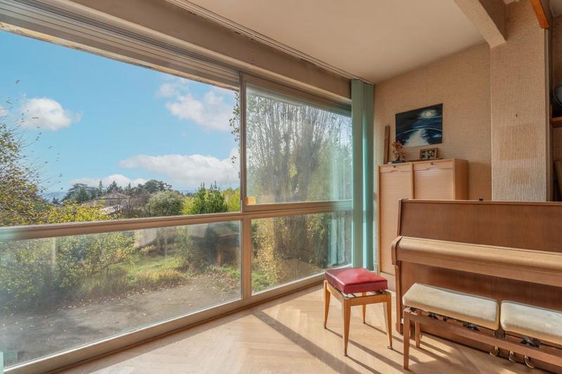 Maison - 264 m² - 11 pièces