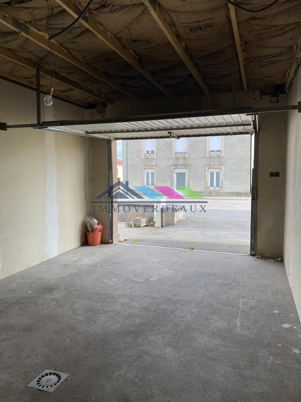 Local commercial - 100 m² - 3 pièces