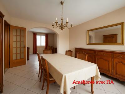 Maison - 95 m² - 5 pièces