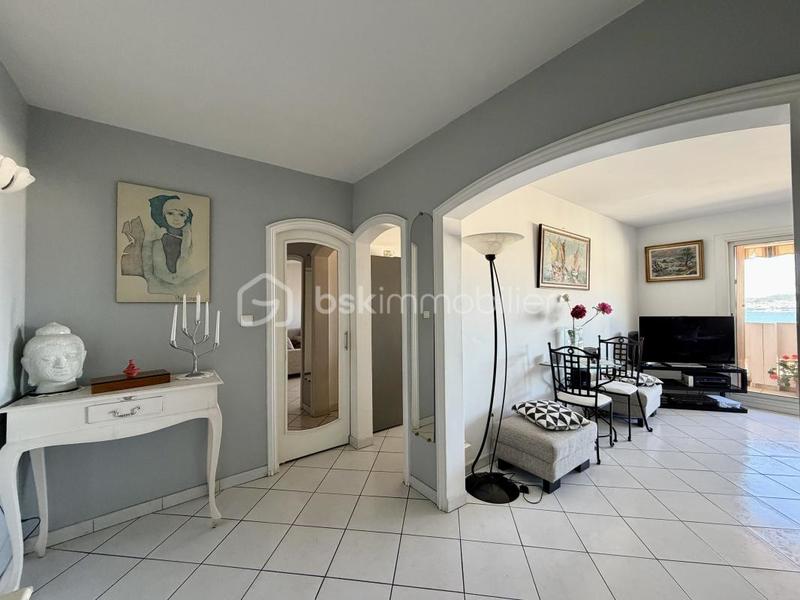 Appartement - 94 m² - 4 pièces