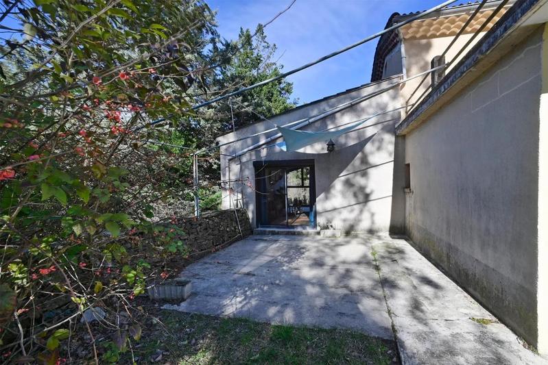 Maison en pierre - 154 m² - 6 pièces