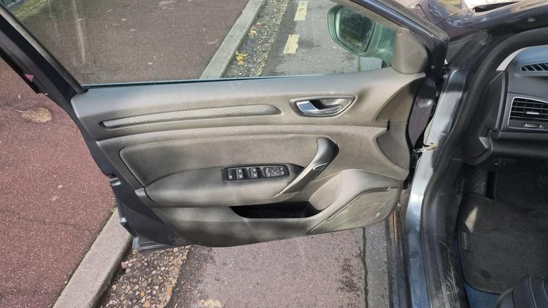 Renault Mégane 1.5 dCi 110 Edc6 Intens