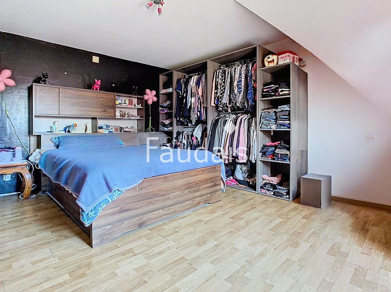 Maison - 162 m² - 6 pièces