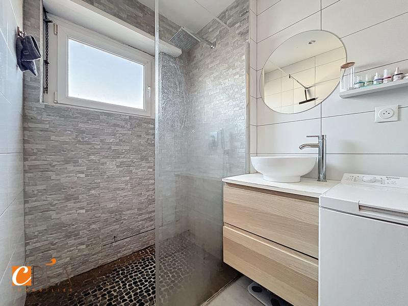 Appartement - 83 m² - 4 pièces