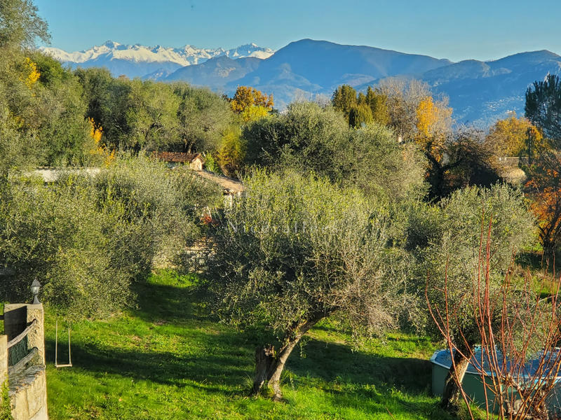 Maison - 193 m² - 13 pièces