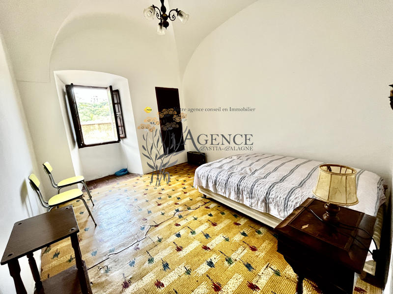 Appartement - 120 m² - 4 pièces